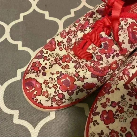 COPY - Keds floral flowers red white  sz.8.5/39.5 - Picture 2 of 6